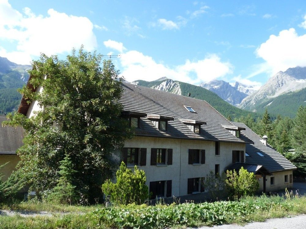 Auberge De Violaine Le Monetier-les-Bains ภายนอก รูปภาพ