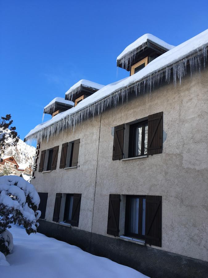Auberge De Violaine Le Monetier-les-Bains ภายนอก รูปภาพ