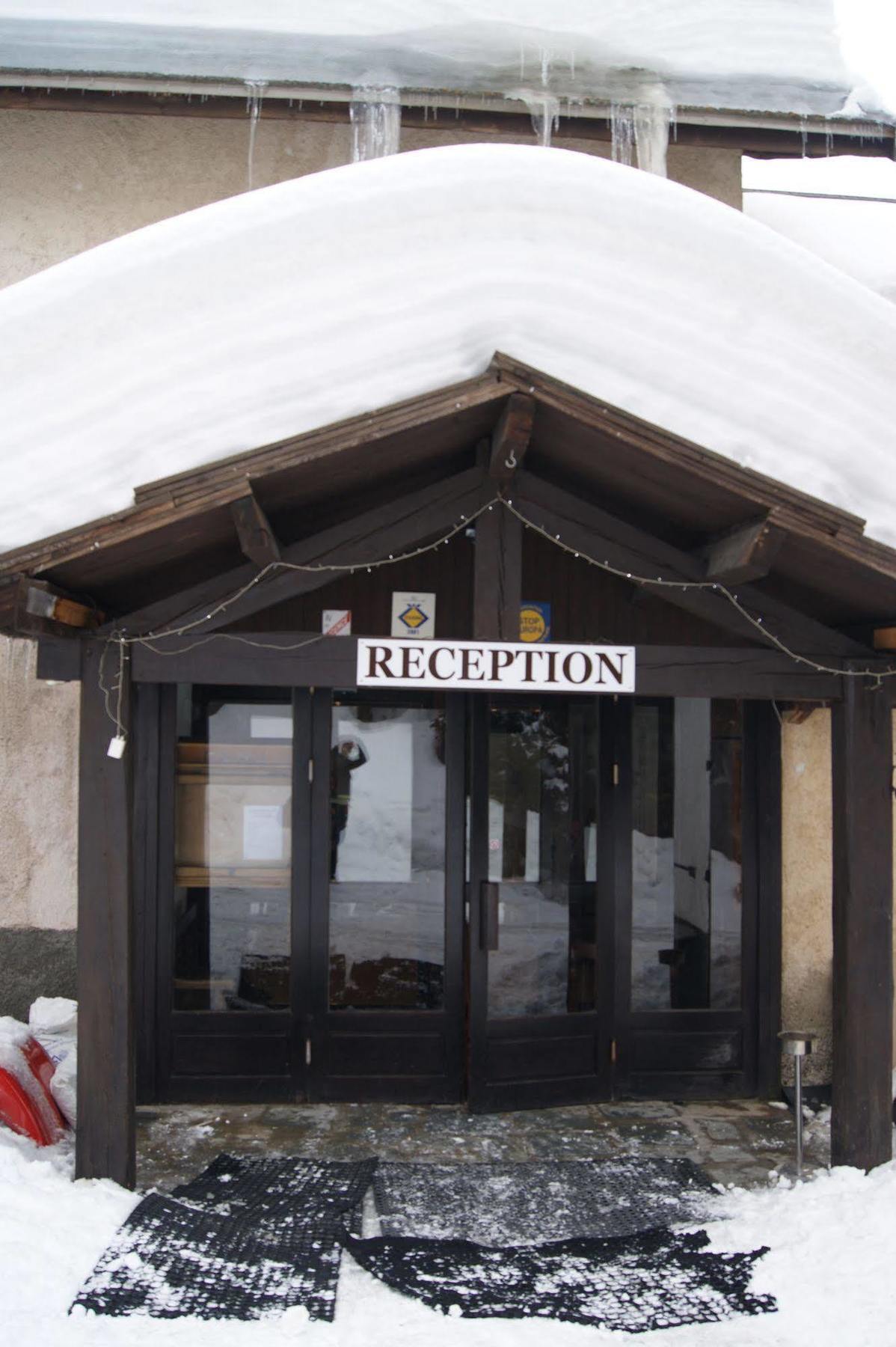 Auberge De Violaine Le Monetier-les-Bains ภายนอก รูปภาพ